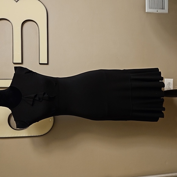 Esprit Ruffle Dress - Picture 4 of 9